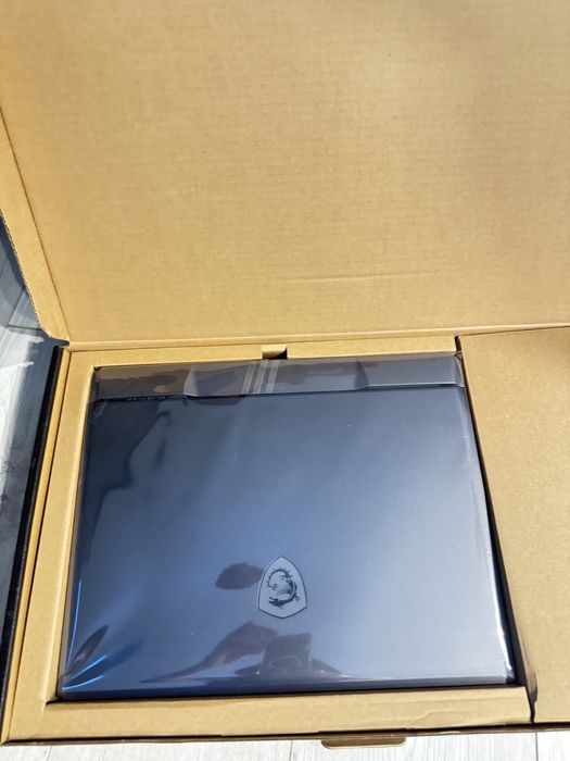 Sprzedam laptop MSI VECTOR