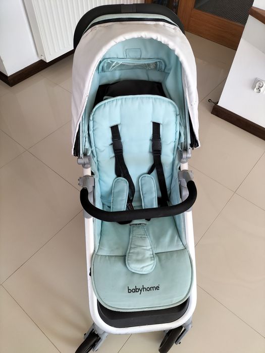 Wózek spacerowy z akcesoriami firmy babyhome