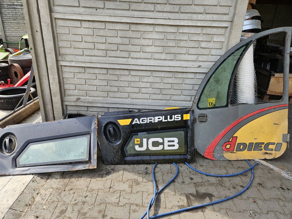 Drzwi Jcb Dieci dolne nowy model