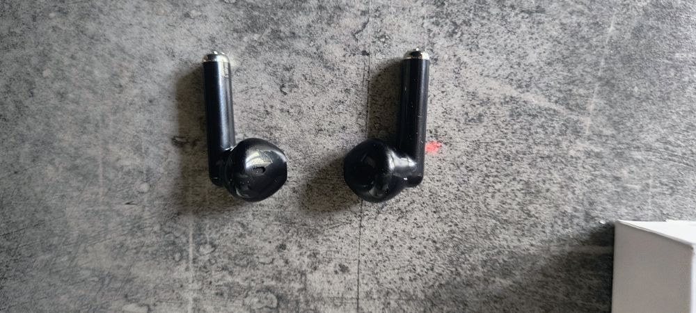 Bezprzewodowe słuchawki marki Dbasne MD058A