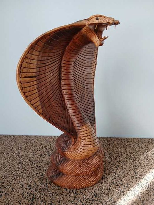 Peça decorativa - Cobra (escultura em madeira)