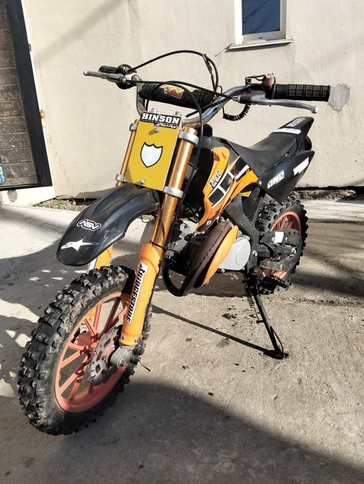 Дитячий бензиновий мототоцикл