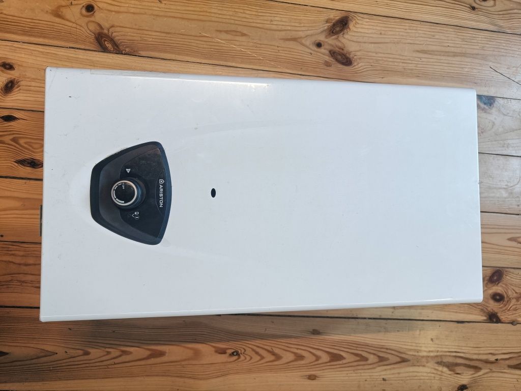 Ariston fast Evo X ont 11ng gazowy podgrzewacz wody Gliwice Trynek • OLX.pl