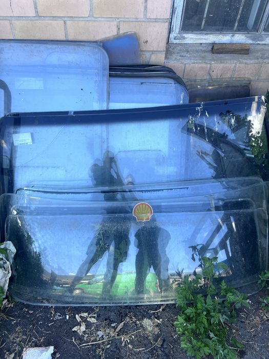 Стекла лобові Газель ПазГаз 3307 Газ 53 Зил Газ 3309 волга