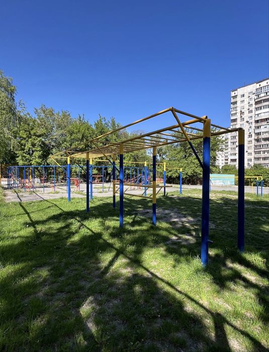 Власник. Продам 3-х кім. з ремонтом. Метро Деміївська 2хв, Держ прогрм