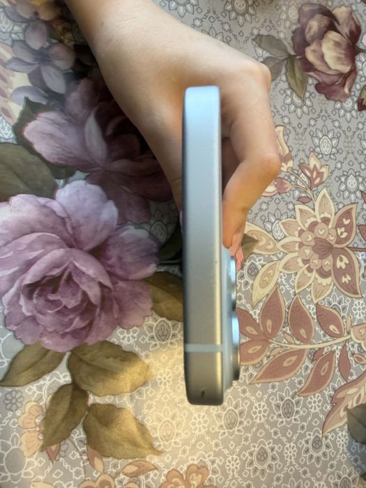 Okazja!! Iphone 15 128gb gratis case
