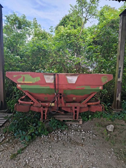 Rozsiewacz Amazone ZAM1200