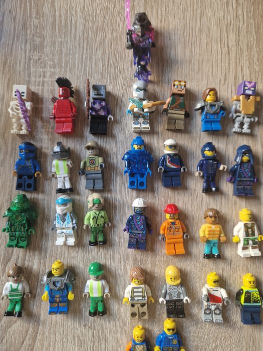 Figurki lego mix 30 szt