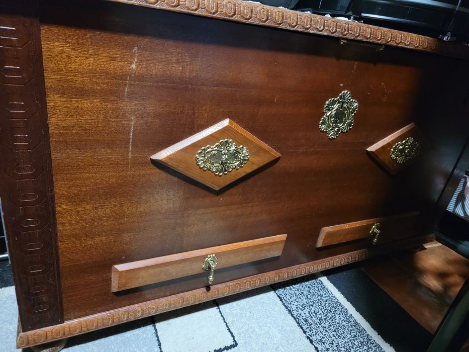 Baú/ Arca  para organização  A65 X L60  X C120