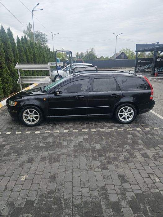 продам volvo v50 2.0