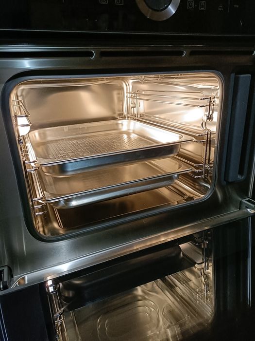 Parowar Bosch CDG634B.1