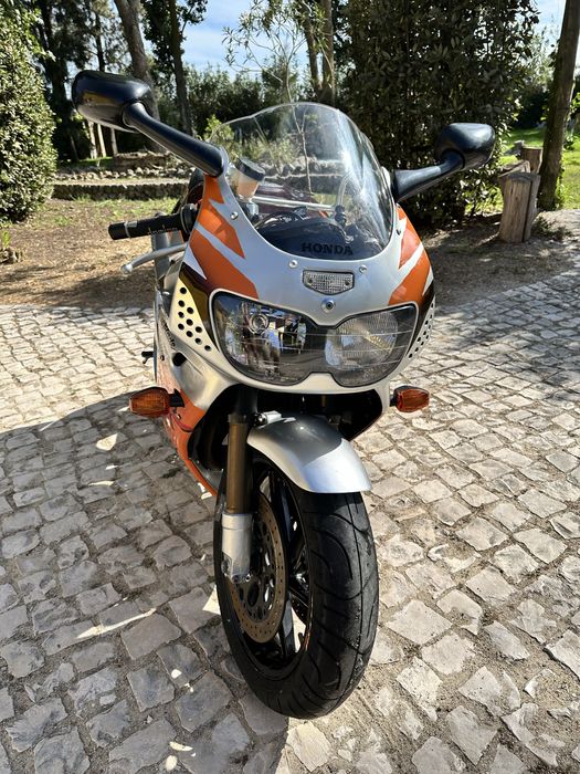 CBR 900RR Urban Tiger