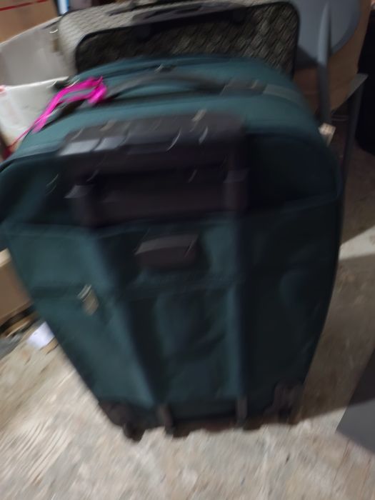 Mala de viagem de porão  verde