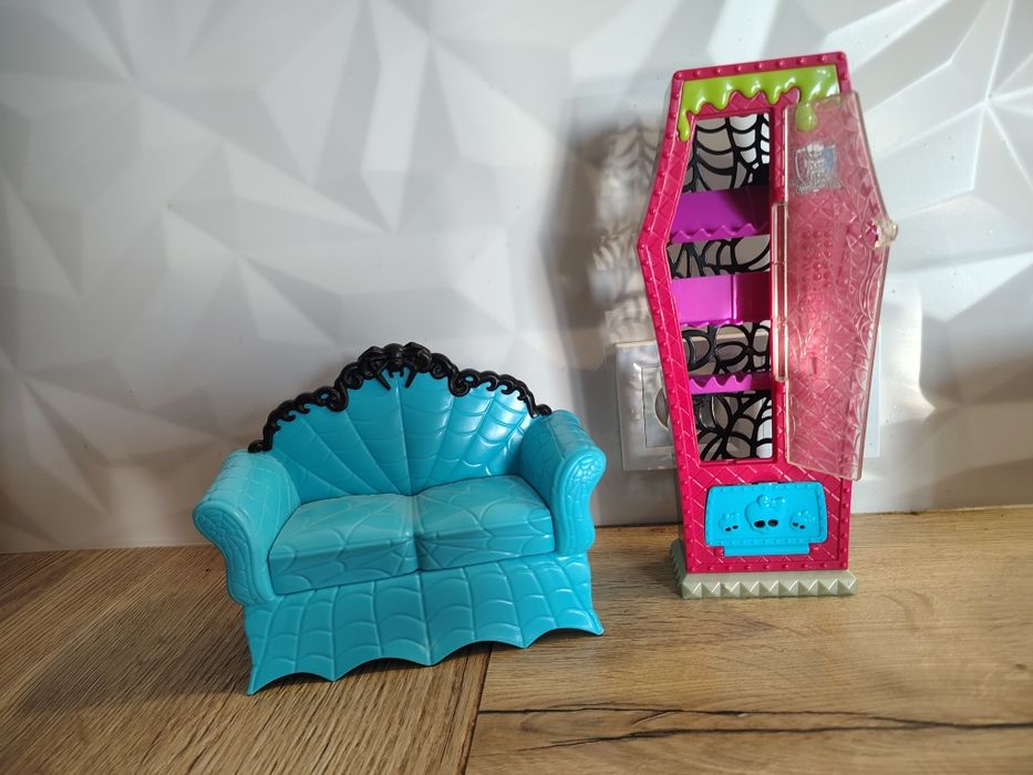 Monster high kanapa i szafa zestaw
