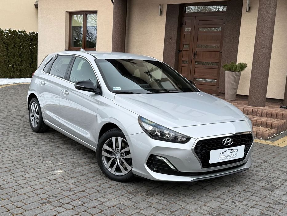 Hyundai I30 1.4 Benz 140KM AUTOMAT Salon PL 1.WŁ. Serwis ASO Hyundai Kamera