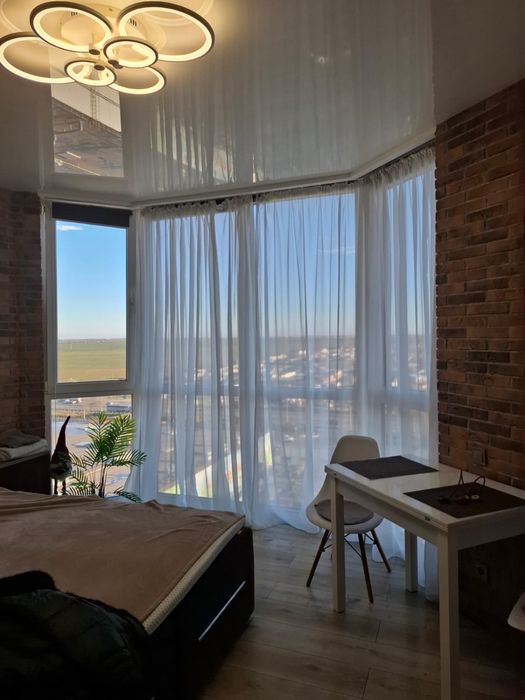 Посуточная квартира студия ,подобова поселок котовского