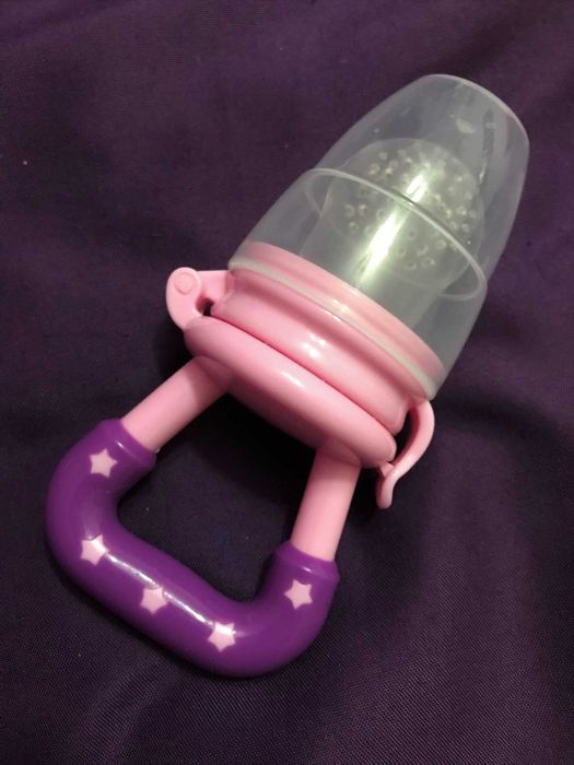 Conjunto biberões e chucha para frutas