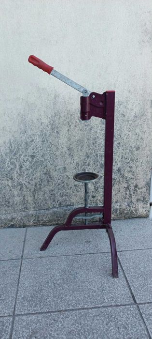 Conjunto vinícola Esmagador Elétrico, Balsa 500L e Rolhador
