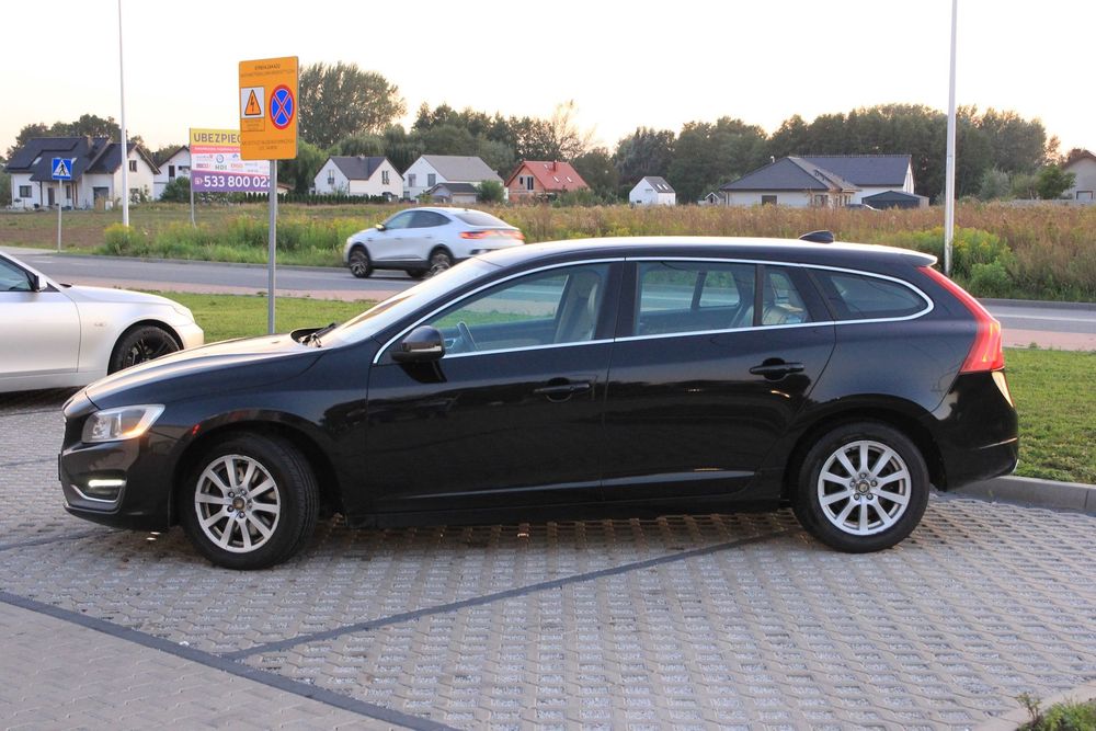 Volvo V60 Volvo V60 D4 AWD bezwypadkowy