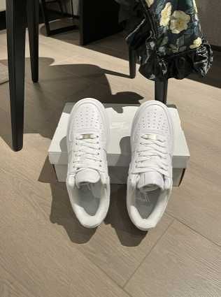 Nike“Air_Force_1_Low_'07” Biały R.39