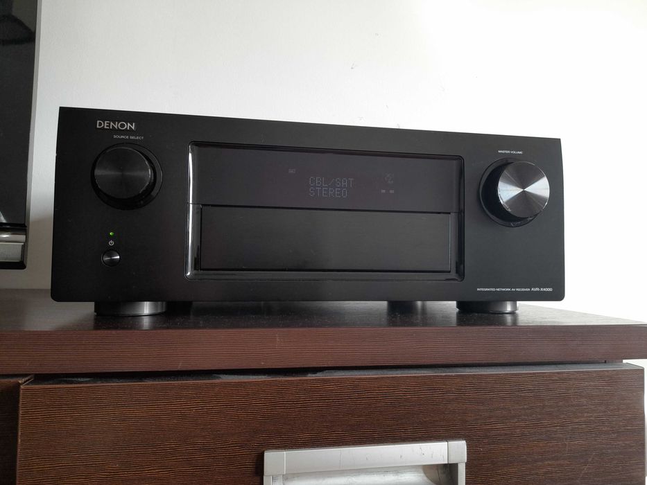 Amplituner Denon AVR-X4000