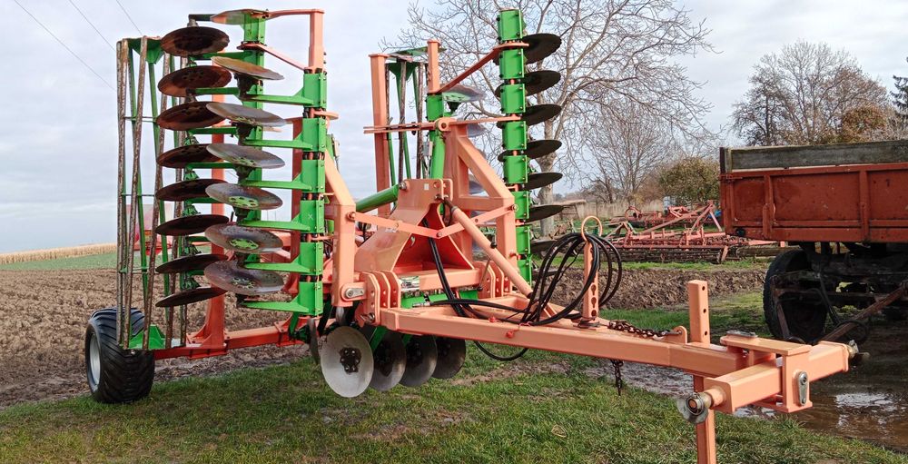 Brona talerzowa talerzówka Agrotom 4,5m