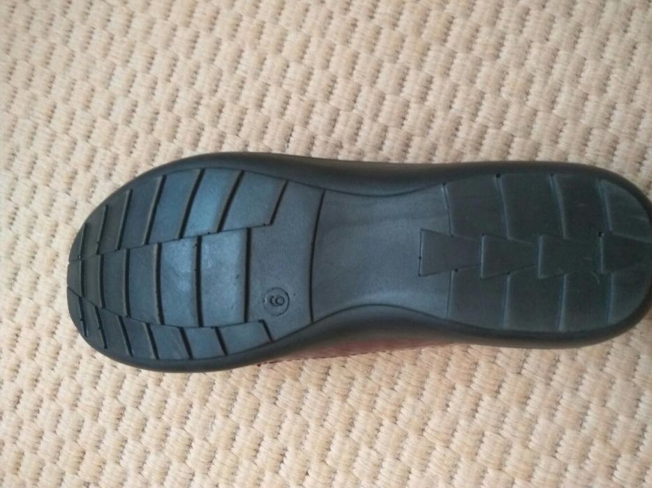 Damskie pantofle rozm.39