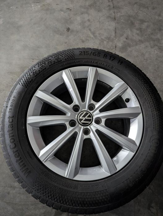 продам комплект колес R17 5X112
CONTINENTAL TS 870 P 215/65R17
Диски