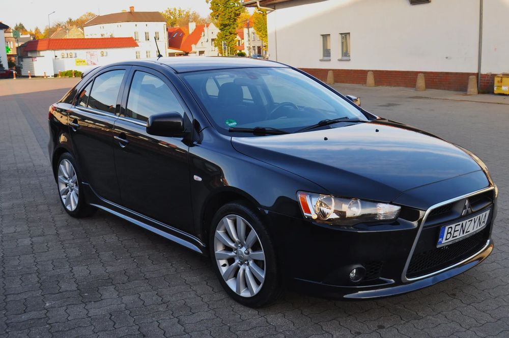 Mitsubishi Lancer