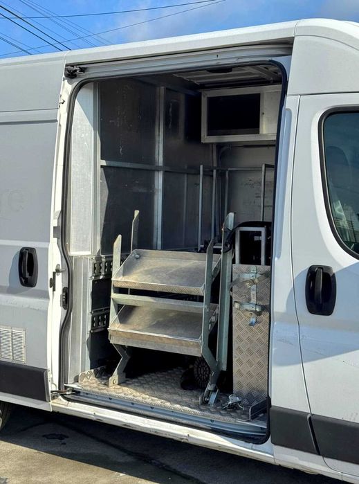 Peugeot Boxer 2.2 BlueHDi L2h2 Premium- Avariada- IVA dedutível