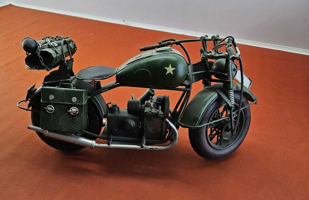 Model motocykla metalowy