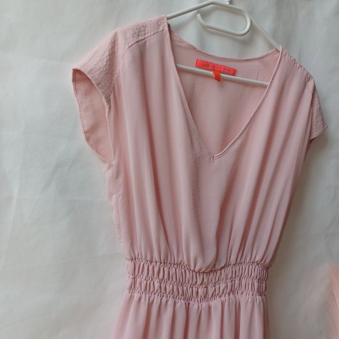 Mango Love Basic śliczna sukienka pudrowy róż gumka kobieca różowa S M