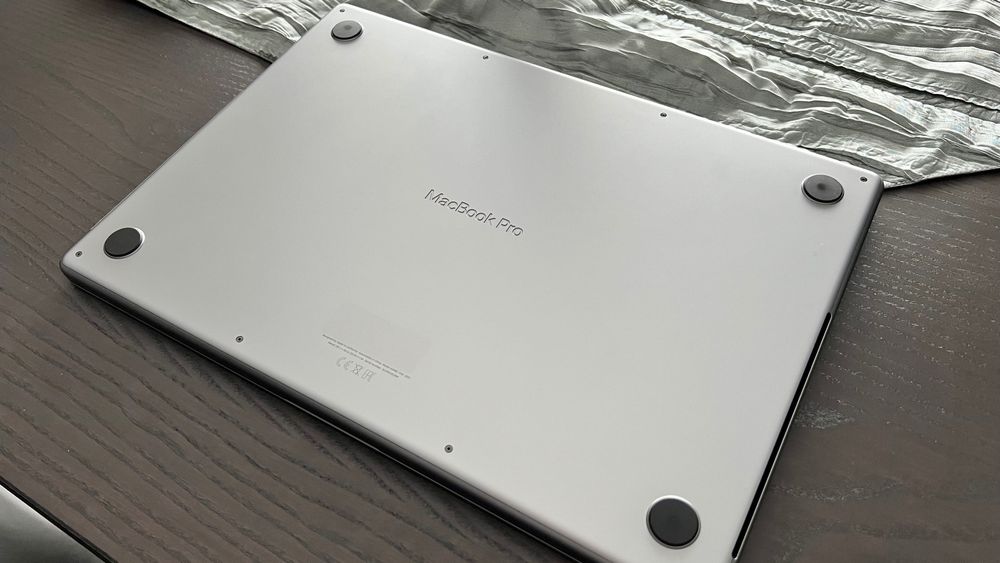 Apple MacBook Pro 16” M1 Pro