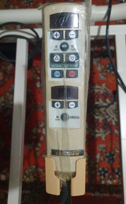 Масажне ліжко CERAGEM Master CGM-M3500