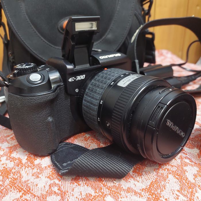 Фотоаппарат   OLYMPUS   E300