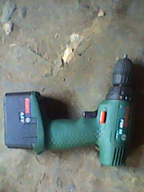 Продам шуруповерти.