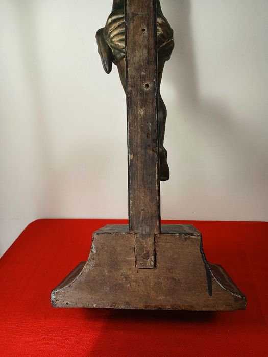 Antigo crucifixo de Madeira ,Jesus Cristo na Cruz