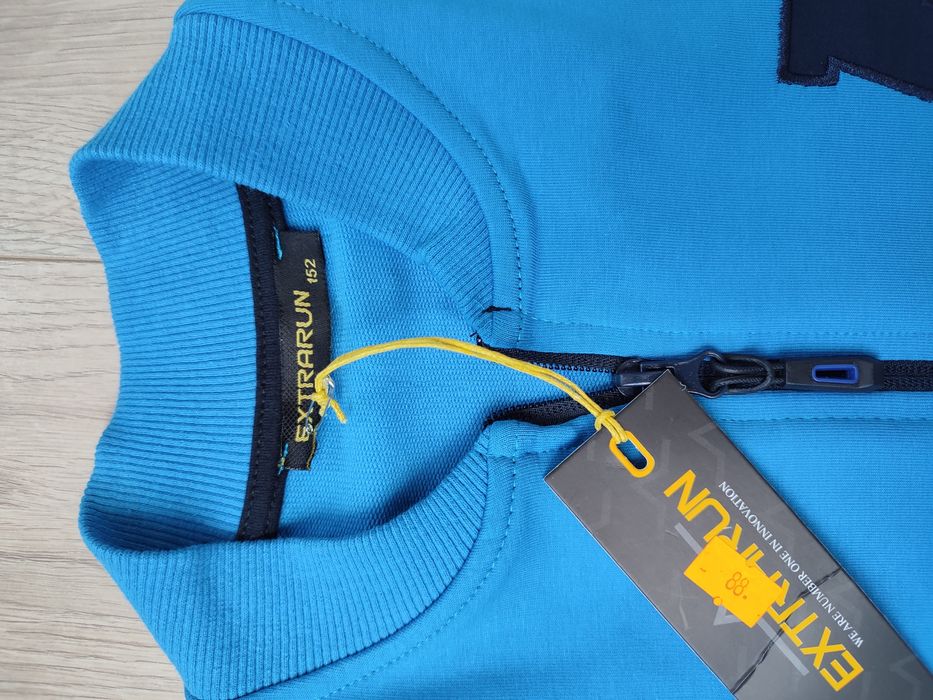 Niebieska bluza rozpinana bawełniana na zamek 152