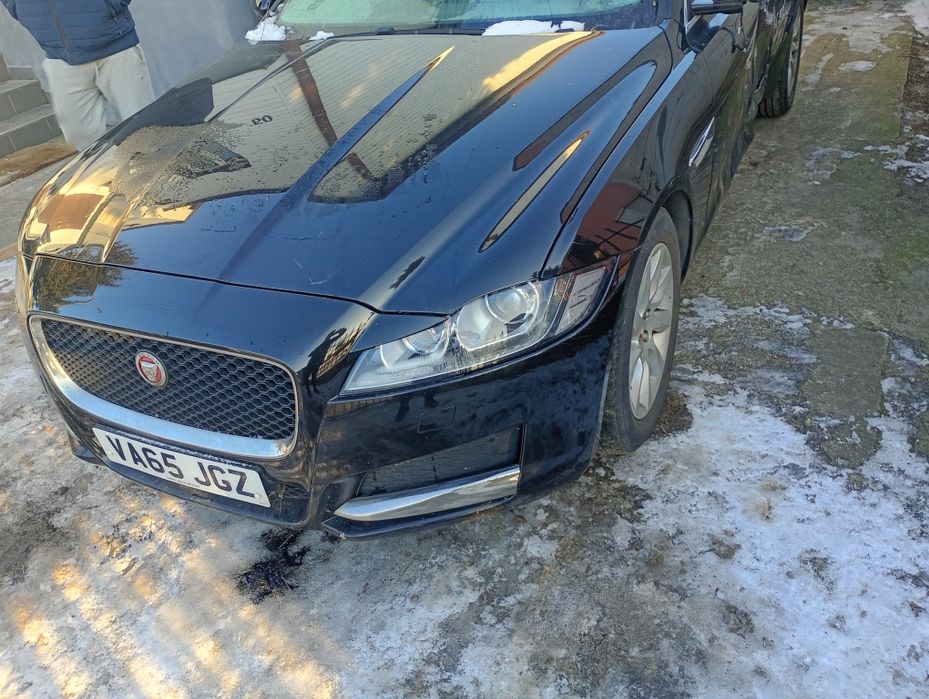Zderzak kompletny jaguar xf x260