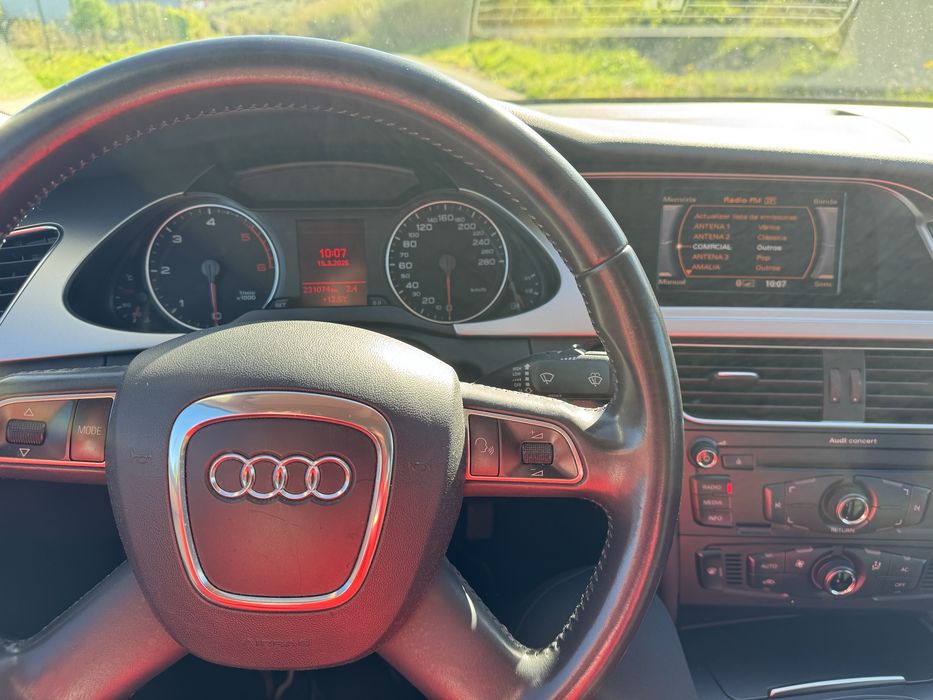Audi A4 limosine