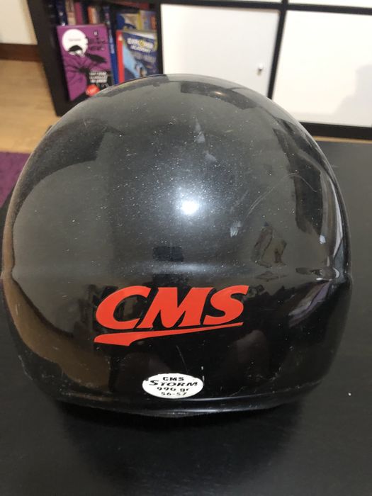 Capacete aberto