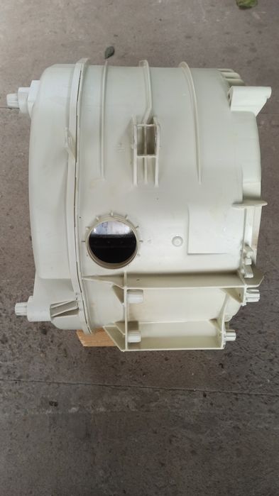 Бак стиральной машины в сборе с барабаном indesit