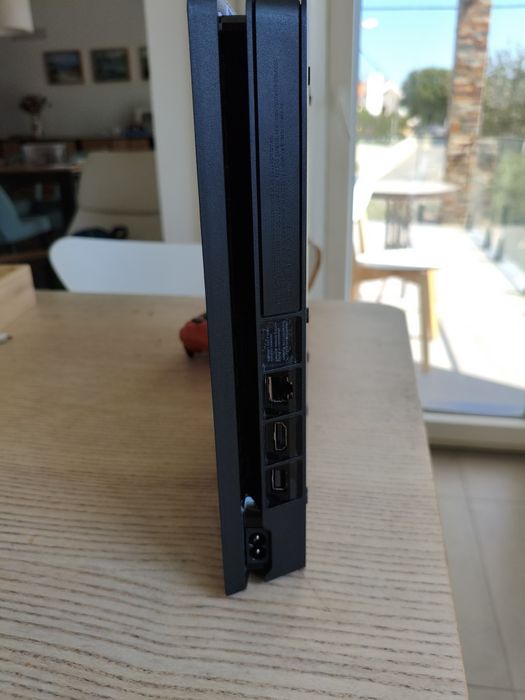 PlayStation 4 Slim