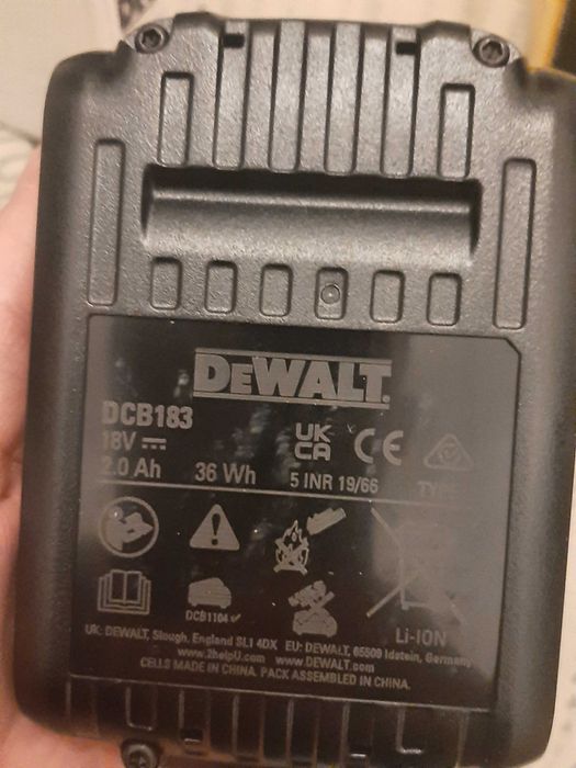 Bateria dewalt 18V 2AH