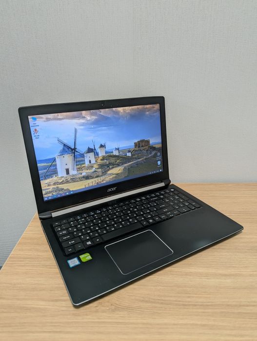 Игровой Acer Aspire /15.6 FHD /Core i3 7200U/20GB/SSD256/MX 130