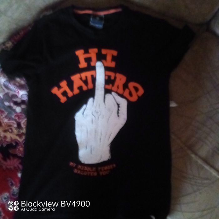 Футболка нова з класним принтом