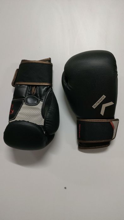 Luvas de Boxe ..
