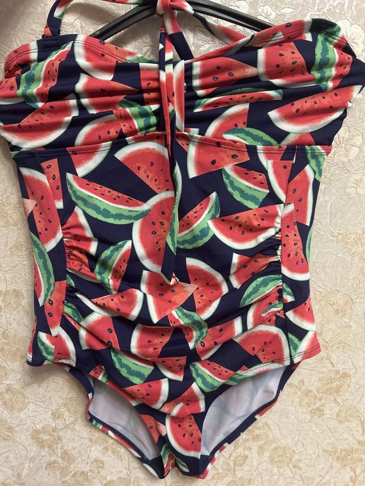 Продам шикарный купальник
