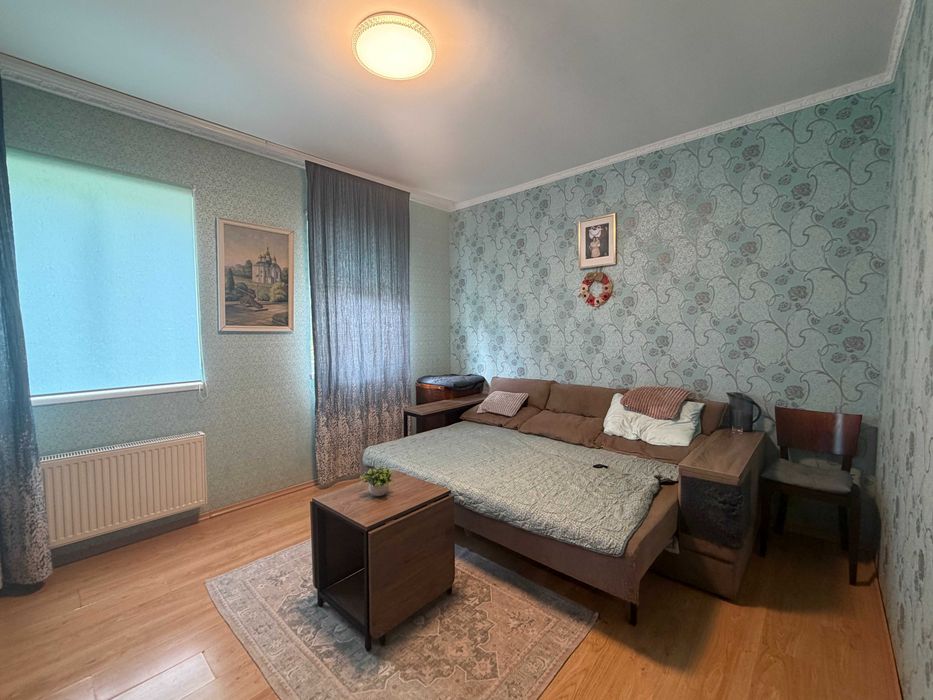 Продаж 5 кімнатного будинку з ремонтом в селищі Баришівка (Пасічна) Є ВІДЕООГЛЯД
