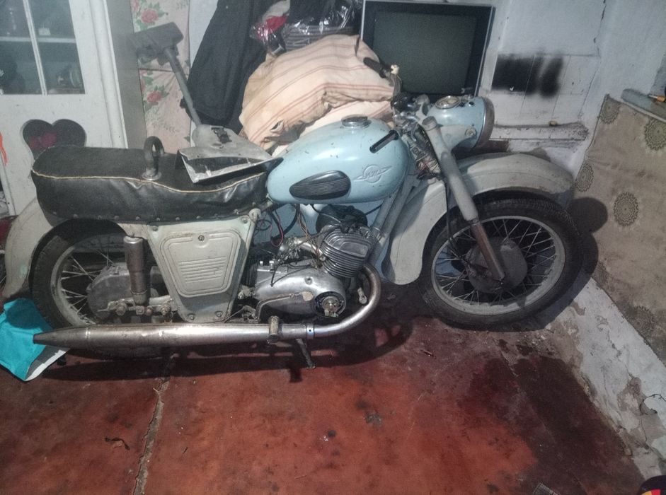 Иж юпитер 2 продаж  мотоцикли 70 року